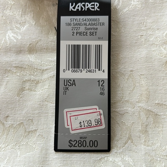 NWT Kasper Sand Color Pinstriped Blazer, Size 12 - Picture 11 of 12